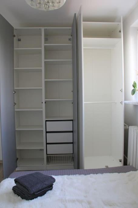 شقة Uroczy, Jasny Apartament Oraz Bezplatny Parking! كراكوفيا المظهر الخارجي الصورة