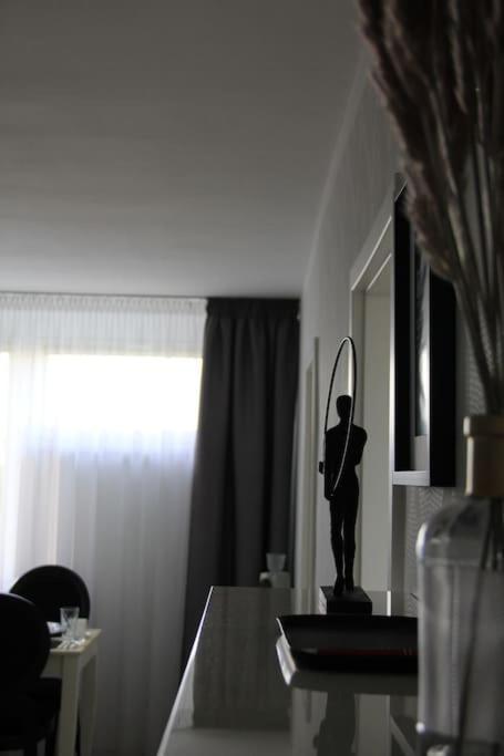 شقة Uroczy, Jasny Apartament Oraz Bezplatny Parking! كراكوفيا المظهر الخارجي الصورة
